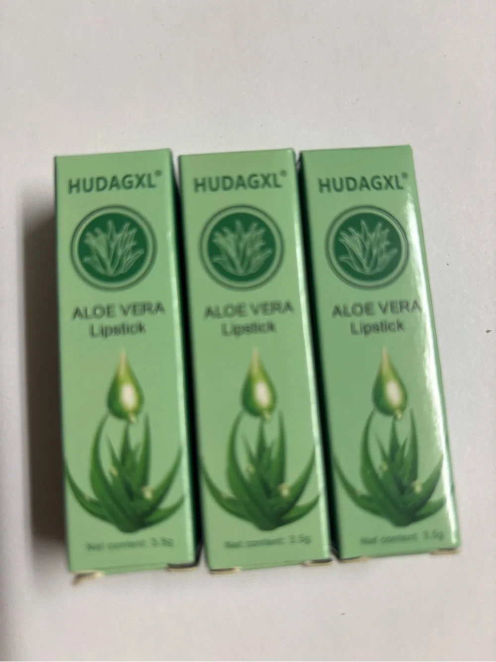 Aloe Vera Lipstick - Green